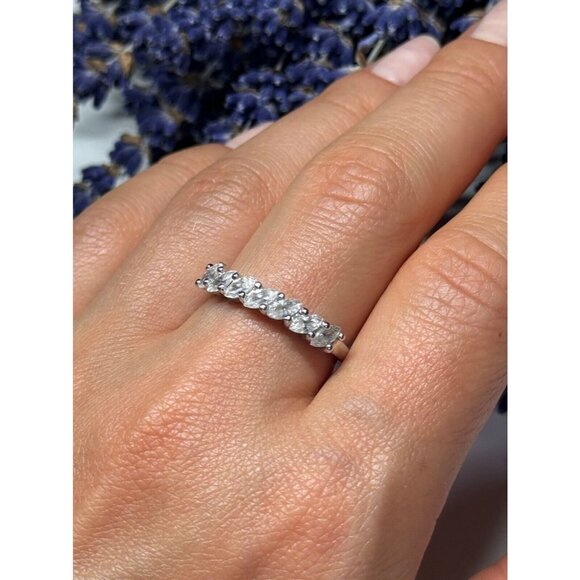 925 STERLING SILVER CZ RING SIZE 8.5 - Picture 3 of 9